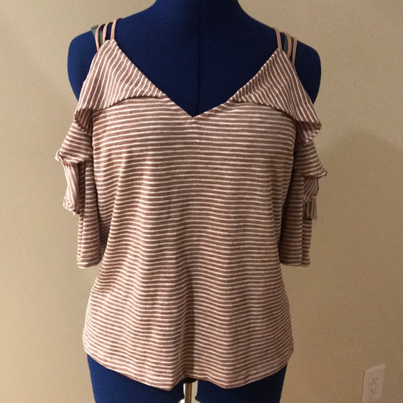 Lucky Brand Cold Shoulder Top - Picture 2 of 7
